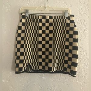 Checkered mini knit skirt